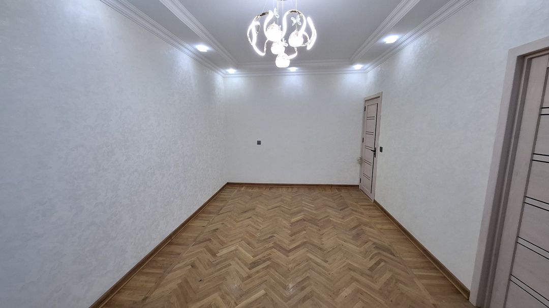 Satılır 2 otaqlı köhnə tikili 55 m² — Mənzil, Bakı (7)