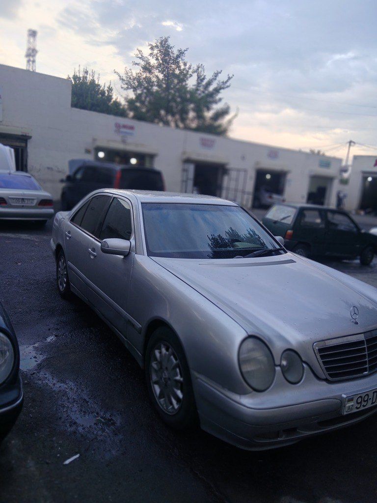Mercedes E 220, 2.2 L, 2000 il, 880 000 km — Avtomobillər, Bərdə (2)