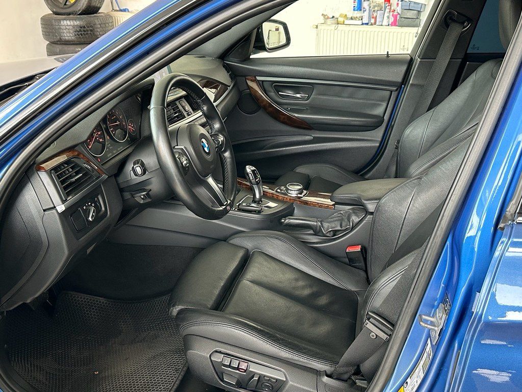BMW 330, 2.0 L, 2015 il, 247 000 km — Avtomobillər, Bakı (10)