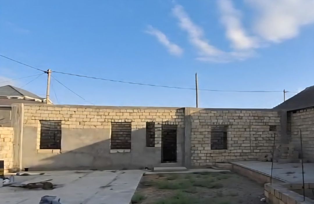 Satılır 2 otaqlı həyət evi/bağ evi 70 m² — Ev, villa, Bakı (2)