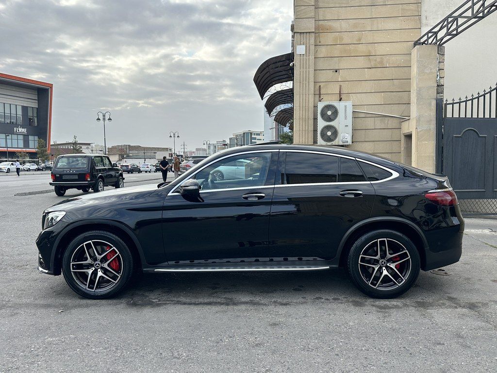 Mercedes GLC 250 4MATIC Coupe, 2.0 L, 2017 il, 129 000 km 23-II-100 — Avtomobillər, Bakı (8)