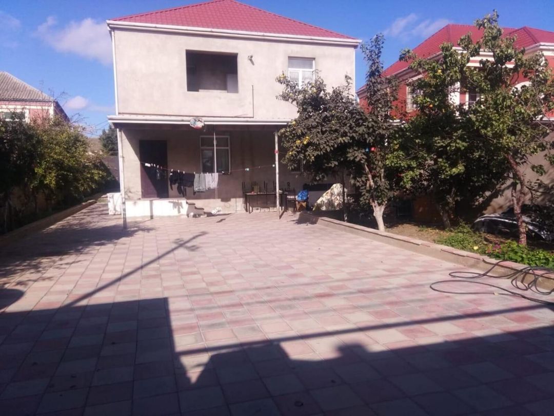 İcarəyə verilir 6 otaqlı həyət evi/bağ evi 200 m² — Ev, villa, Bakı