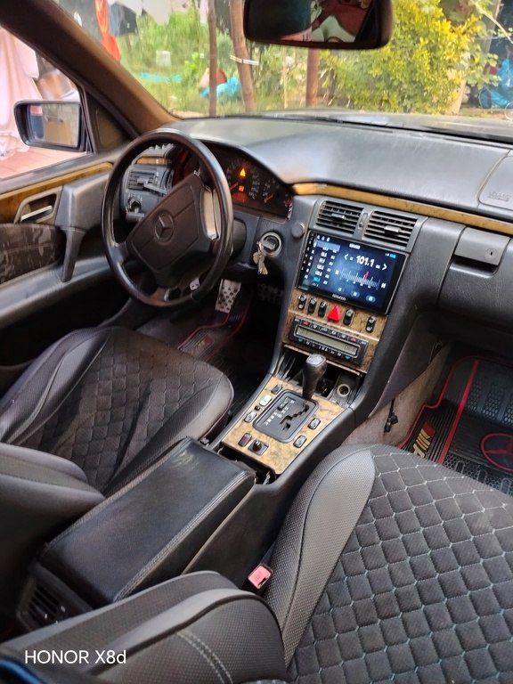 Mercedes E 240, 2.4 L, 1998 il, 380 000 km 77-FJ-085 — Avtomobillər, Bakı (4)