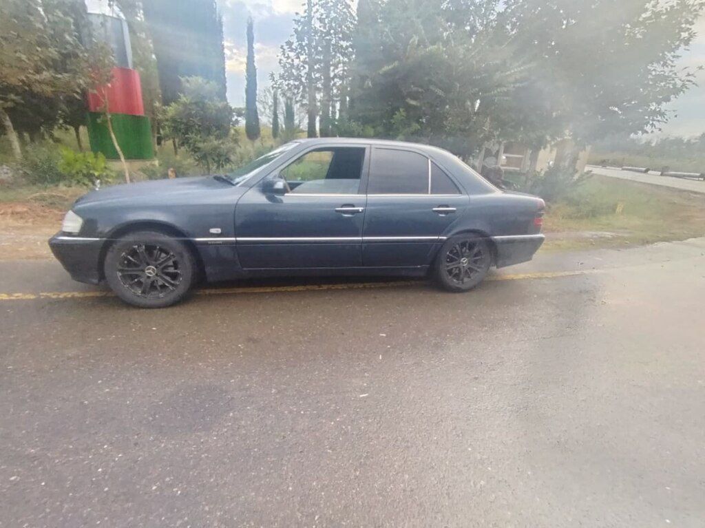 Mercedes C 240, 2.4 L, 1998 il, 375 000 km — Avtomobillər, Ağcabədi (3)