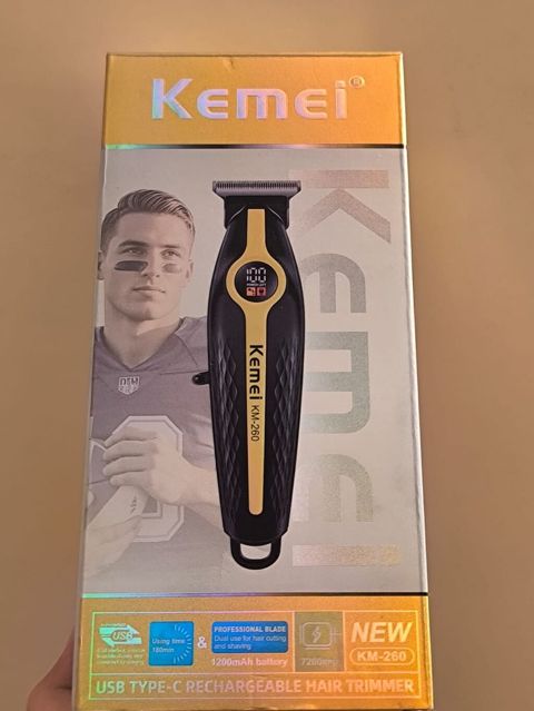 Kemei KM-260 USB Type‑C şarj olunan saç və saqqal trimmeri - Rəqəmsal — Bakı