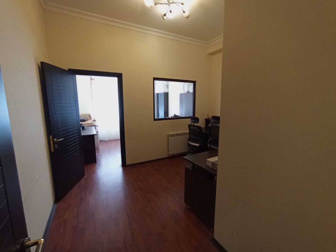İcarəyə verilir 7 otaqlı ofis 200 m² — Ofis, Bakı (12)