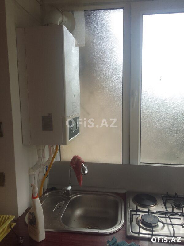 Köhnə tikili Kirayə Verilir Yasamal r., İnşaatçılar m., 5 otaq, 35 m² — Mənzil, Bakı (5)