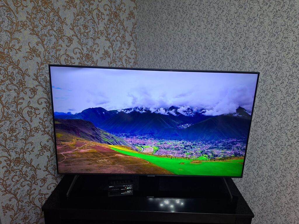 127sm 4K Samsung Smart TV – böyük ekranlı, nazik çərçivəli model — Televizorlar, Bakı (8)