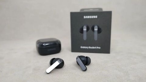 Təzədir istifadə olunmayıb. Hədiyyə verilib. Airpods işlətdiyimə görə — Astara