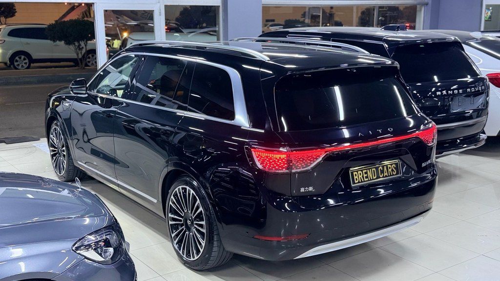 Seres Aito M9, 100 kWh, 2024 il, 24 000 km — Avtomobillər, Bakı (11)