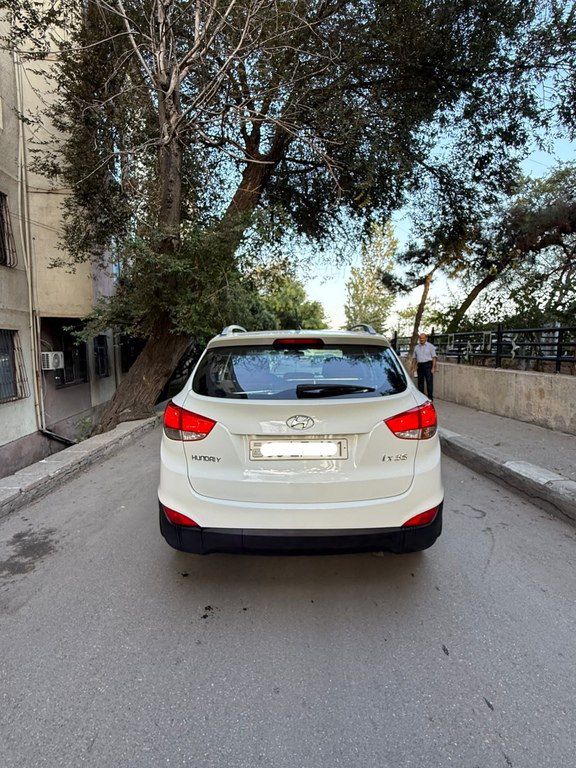 Hyundai ix35, 2.0 L, 2012 il, 287 000 km — Avtomobillər, Bakı (4)