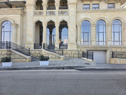 İcarəyə verilir obyekt 432 m² — Bakı