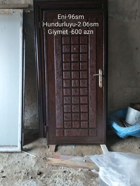 seyf gapi satilir, olculeri eni -96, hundurluyu -2.06sm, 20 — Bakı