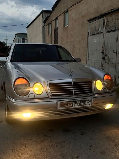 Mercedes E 280, 2.8 L, 1996 il, 117 000 km — Bakı