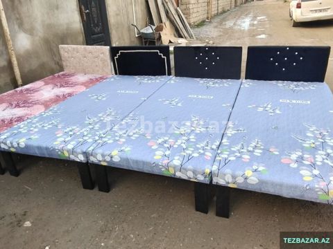 Kravatlar taxtlar — Bakı
