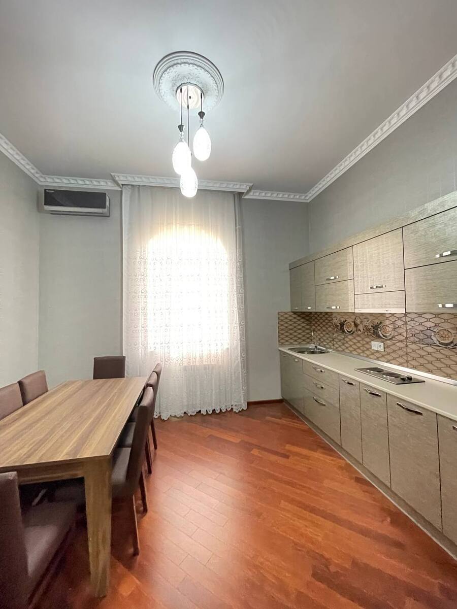 Satılır 5 otaqlı həyət evi/bağ evi 464 m² — Ev, villa, Bakı (8)
