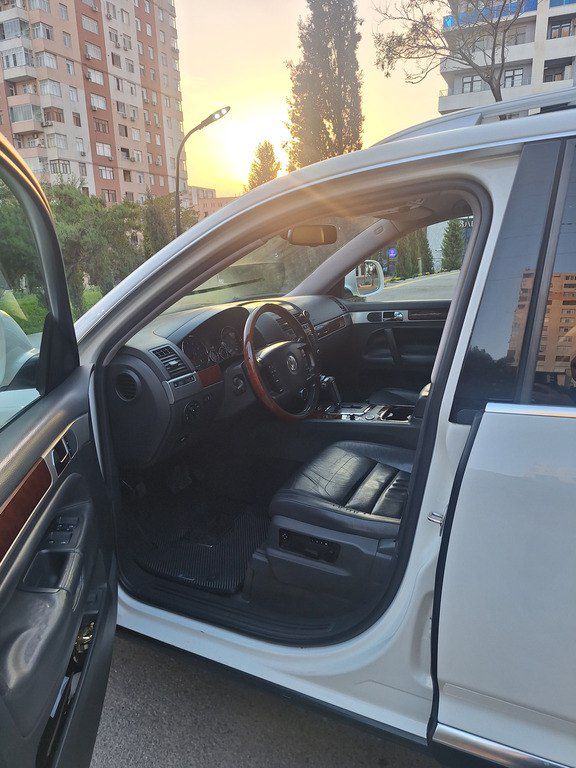 Volkswagen Touareg, 3.6 L, 2009 il, 230 000 km — Avtomobillər, Bakı (9)