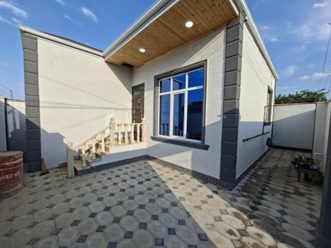 Satılır 3 otaqlı həyət evi/bağ evi 60 m² — Bakı
