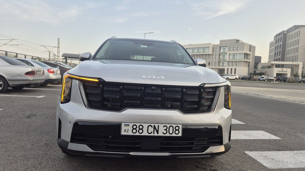 Kia Sorento, 1.6 L, 1 kWh, 2024 il, 13 197 km 88-CN-308 — Avtomobillər, Bakı (3)