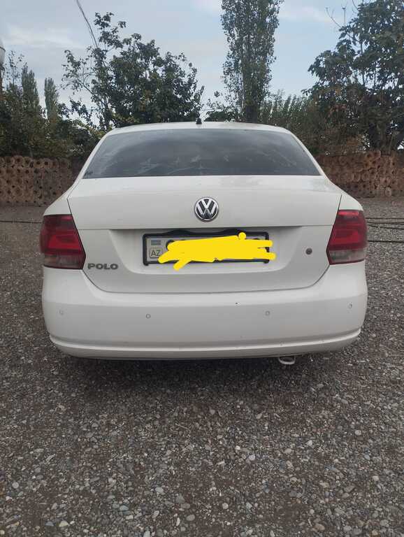 Volkswagen Polo, 1.6 L, 2013 il, 175 100 km — Avtomobillər, Sumqayıt (3)