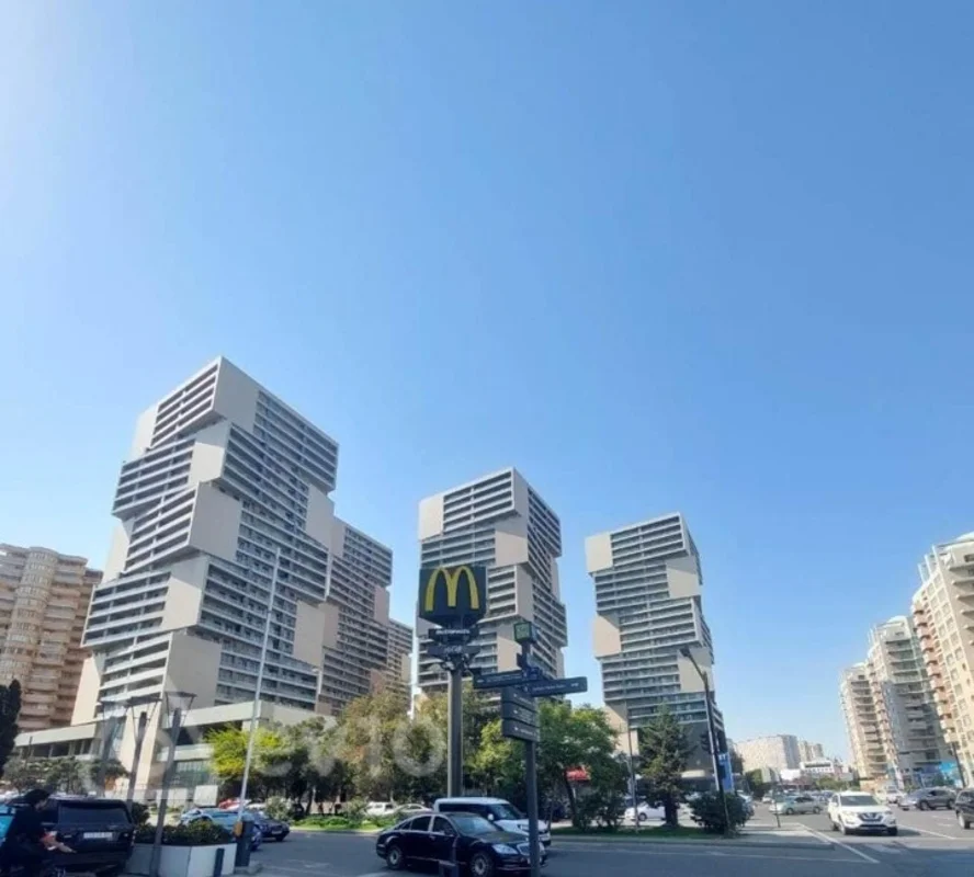 3 otaqlı mənzil, 107 m², Tbilisi pr — Bakı