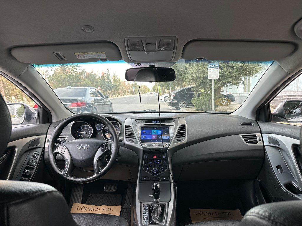 Hyundai Avante, 1.6 L, 2014 il, 230 970 km — Avtomobillər, Bakı (10)
