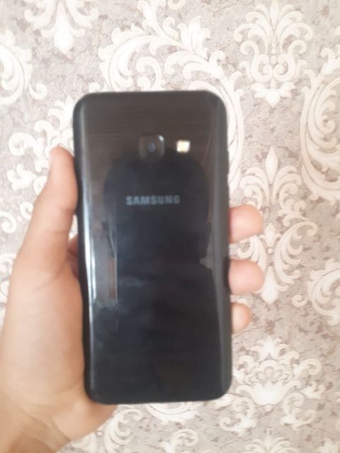 Samsung Galaxy A3 2017, 64 GB, rəng - Qara, Hissə-hissə ödəniş — Masallı