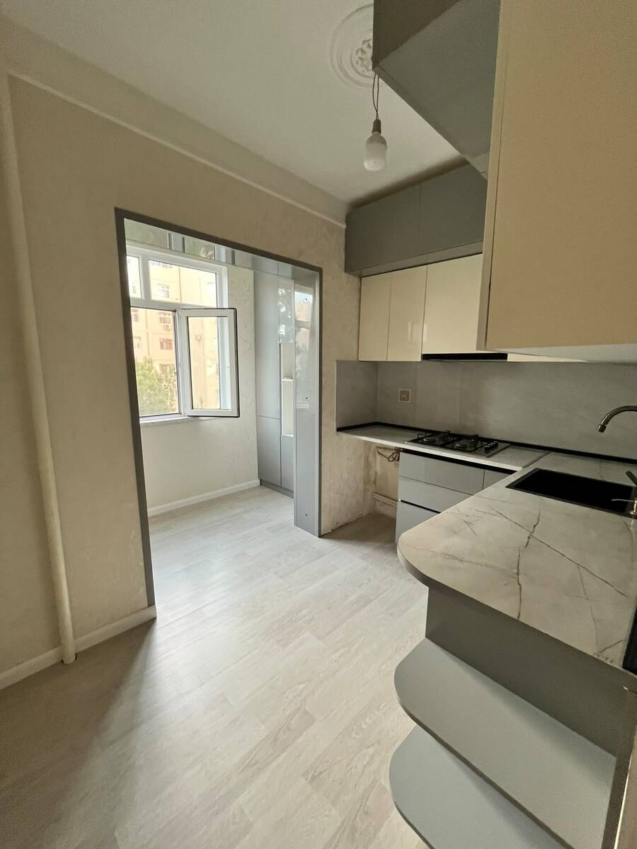 Satılır 2 otaqlı köhnə tikili 65 m² — Mənzil, Bakı (6)