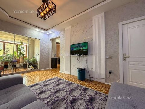 Satılır 4 otaqlı Bina evi menzil (Köhnə tikili), 110 m², Nərimanov rayonu — Bakı