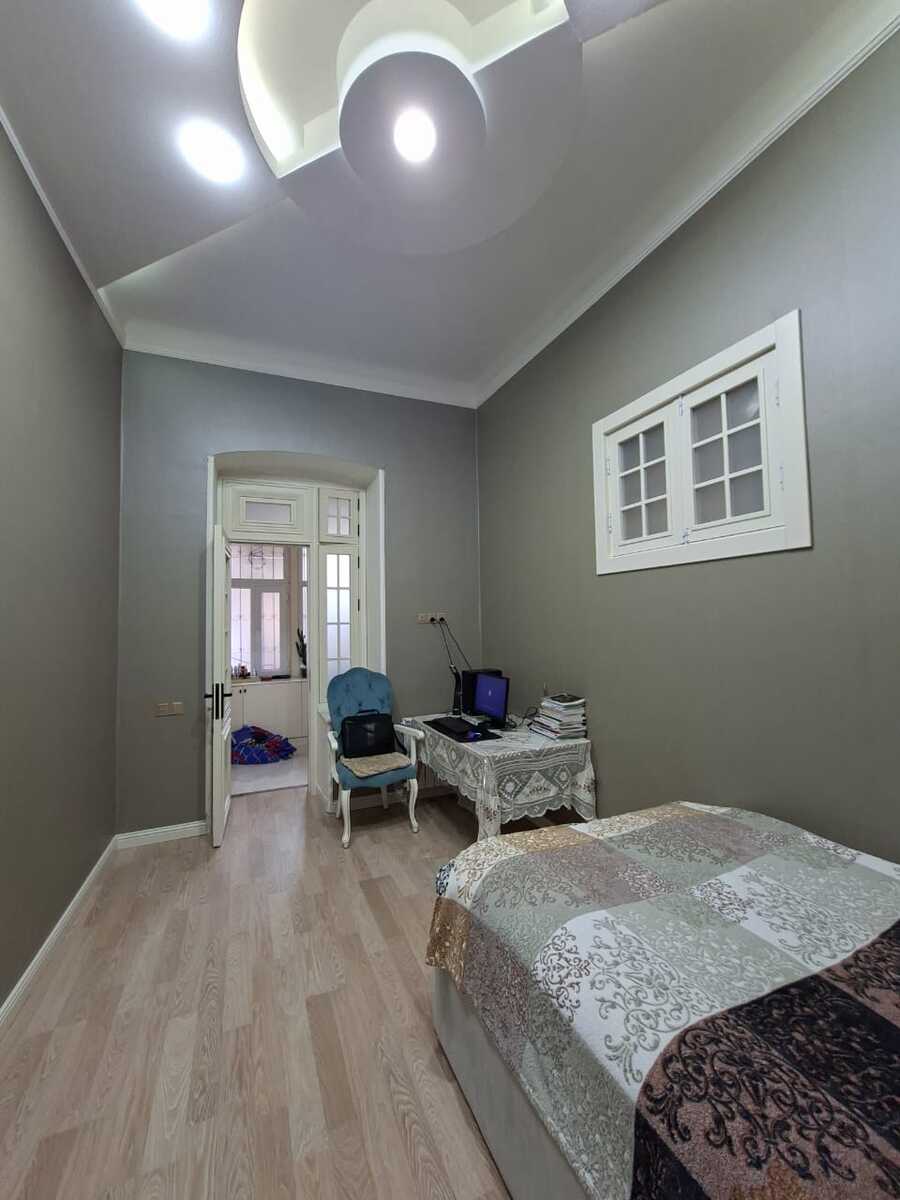 Satılır 4 otaqlı köhnə tikili 84 m² — Mənzil, Bakı (11)