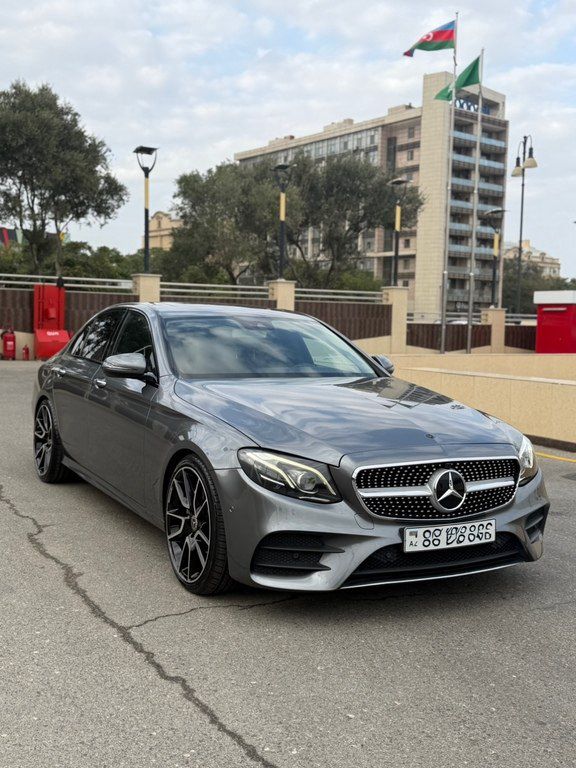 Mercedes E 300, 2.0 L, 2017 il, 90 000 km — Avtomobillər, Bakı (2)