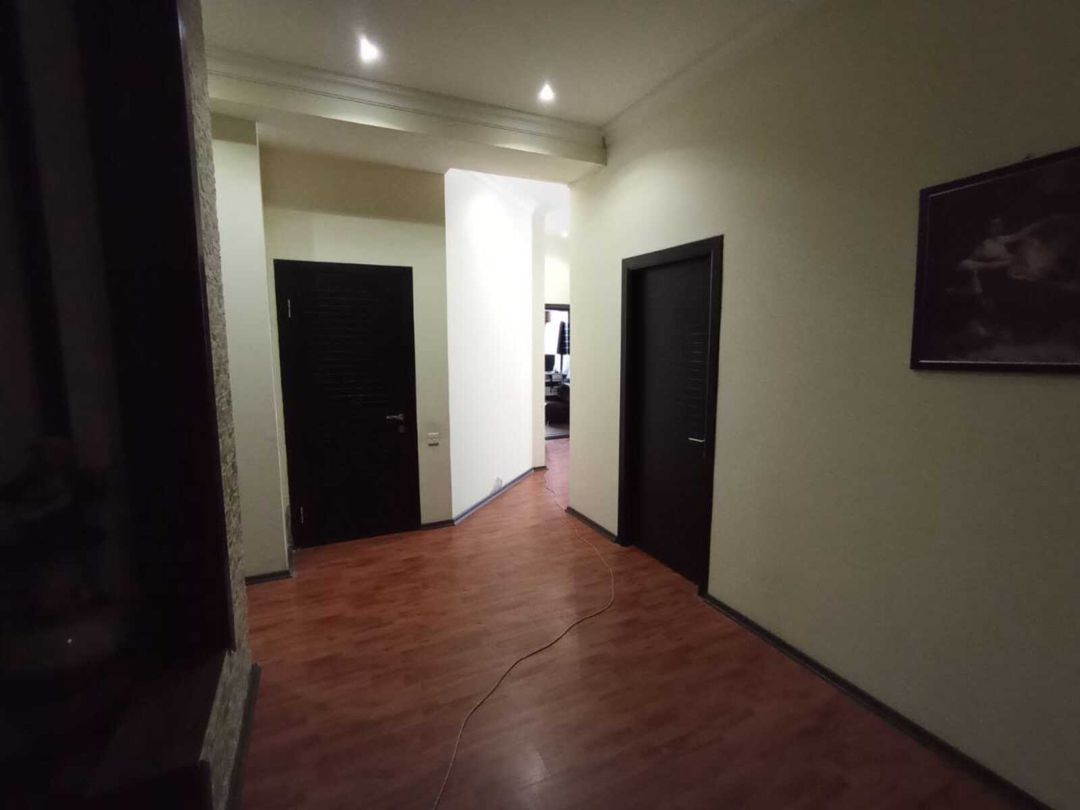 İcarəyə verilir 7 otaqlı ofis 200 m² — Ofis, Bakı (9)