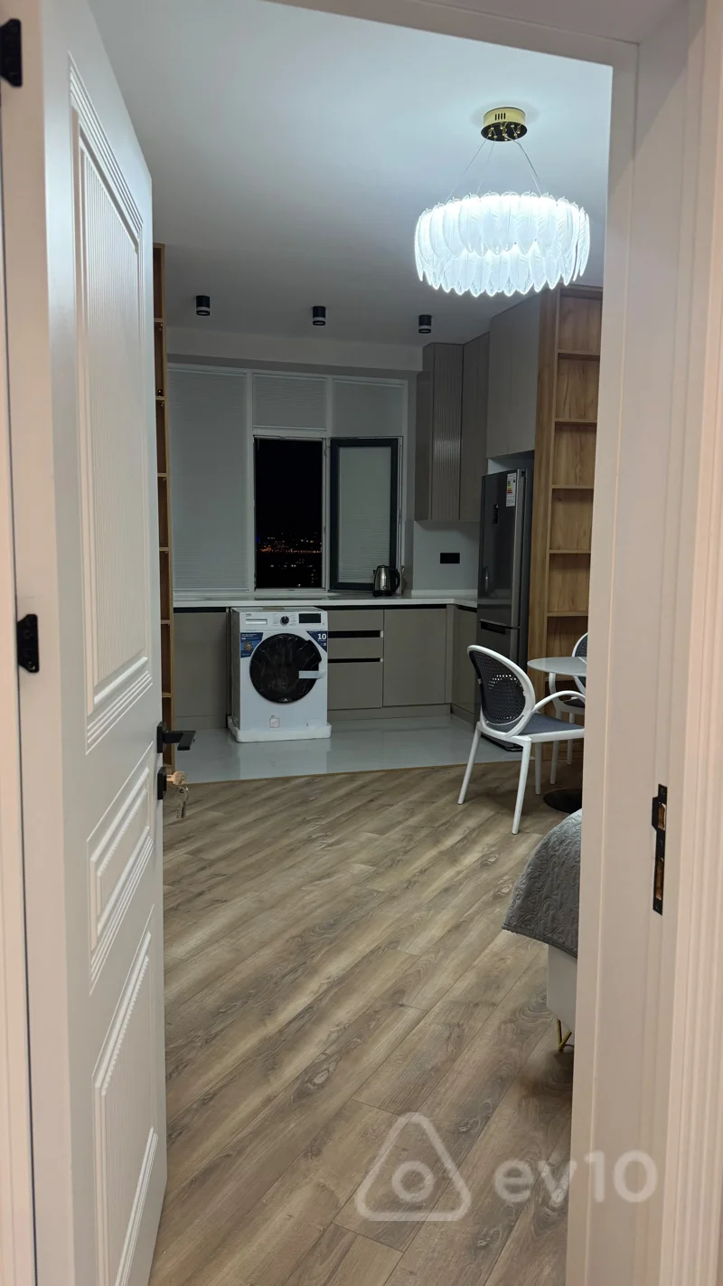 2 otaqlı mənzil, 58 m², General Şıxlinski küçəsi — kirayə — Mənzil, Bakı (11)