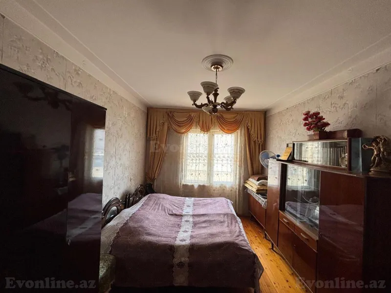 Satılır 4 otaqlı Mənzil Köhnə tikili 110 m² Bakı, Yasamal r., İnşaatçılar m., Yeni Yasamal — Mənzil, Bakı (7)