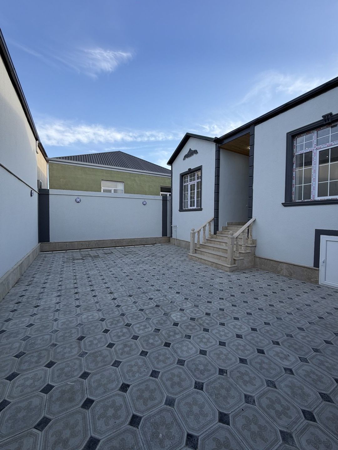 Satılır 4 otaqlı həyət evi/bağ evi 90 m² — Ev, villa, Bakı (2)