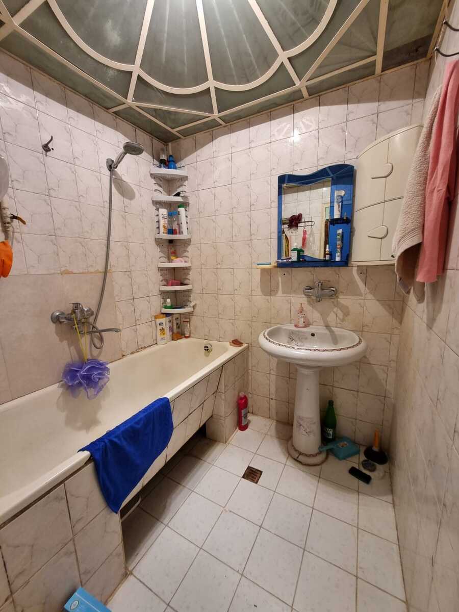 Satılır 2 otaqlı köhnə tikili 65 m² — Mənzil, Bakı (12)
