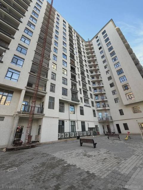 Satılır 3 otaqlı Mənzil Yeni tikili 118 m² Bakı, Nərimanov r., Bakmil m — MyDom Əmlak Agentliyi — Apartment