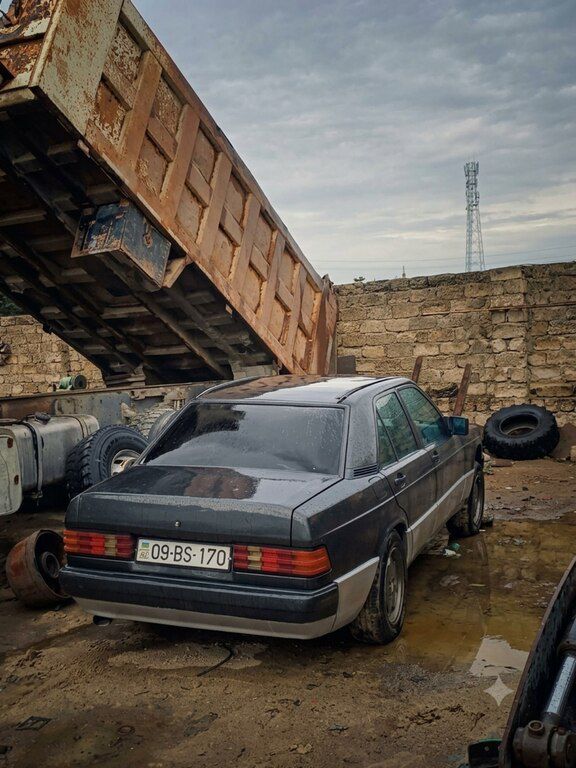 Mercedes 190, 2.5 L, 1991 il, 300 000 km 09-BS-170 — Avtomobillər, Bakı (5)