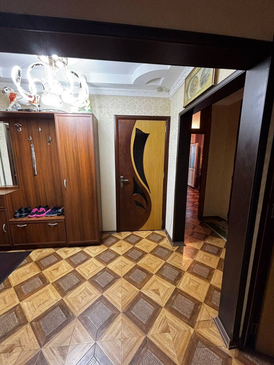 Satılır 4 otaqlı köhnə tikili 85 m² — Mənzil, Bakı (10)