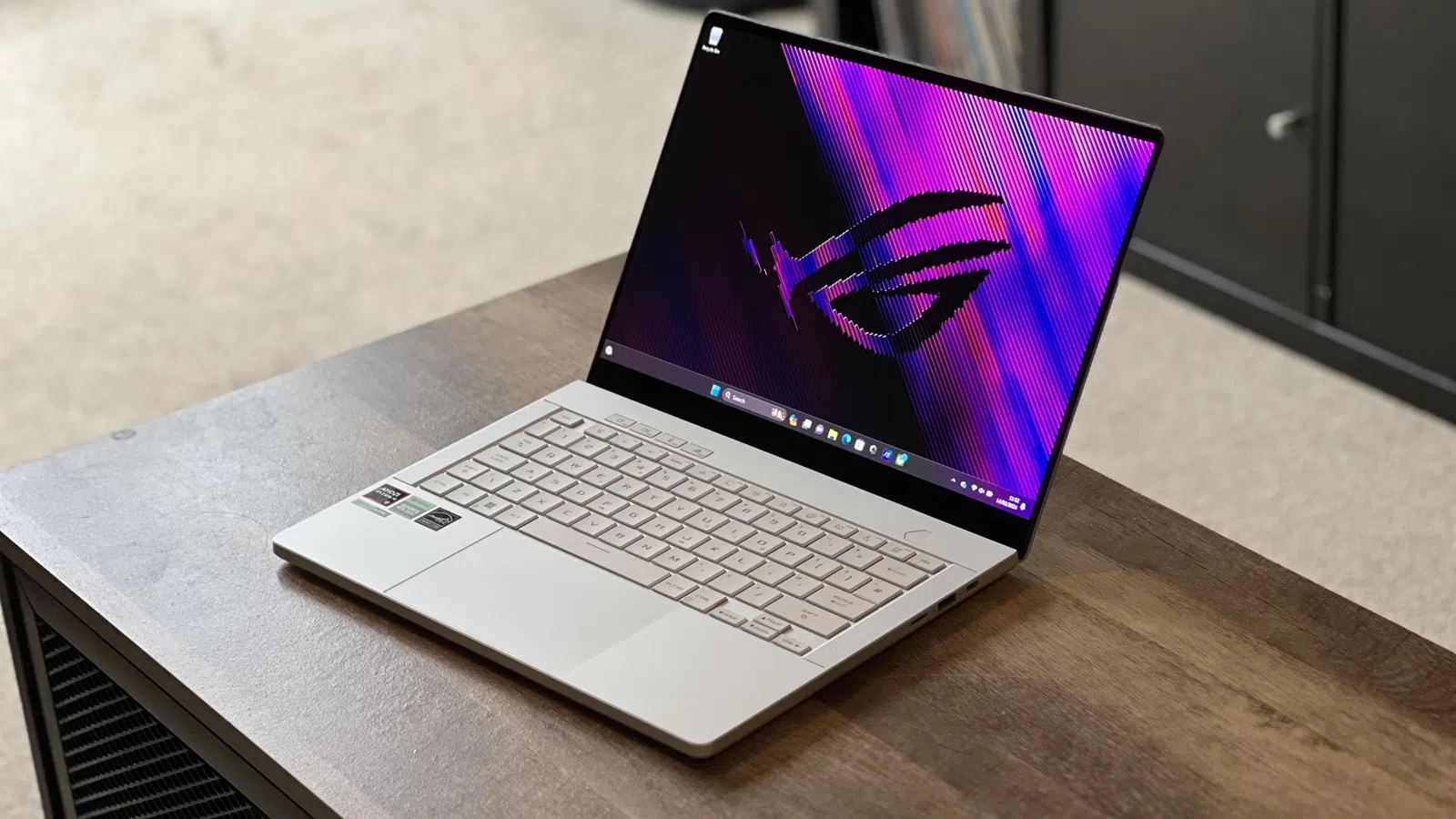 Asus notbuk — Bakı