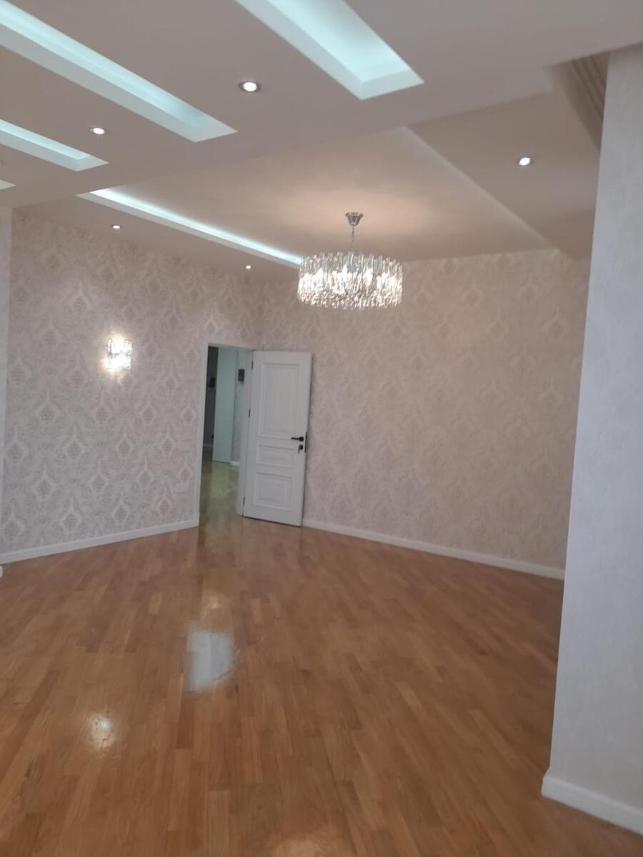 Satılır 4 otaqlı yeni tikili 175 m² — Mənzil, Bakı (10)