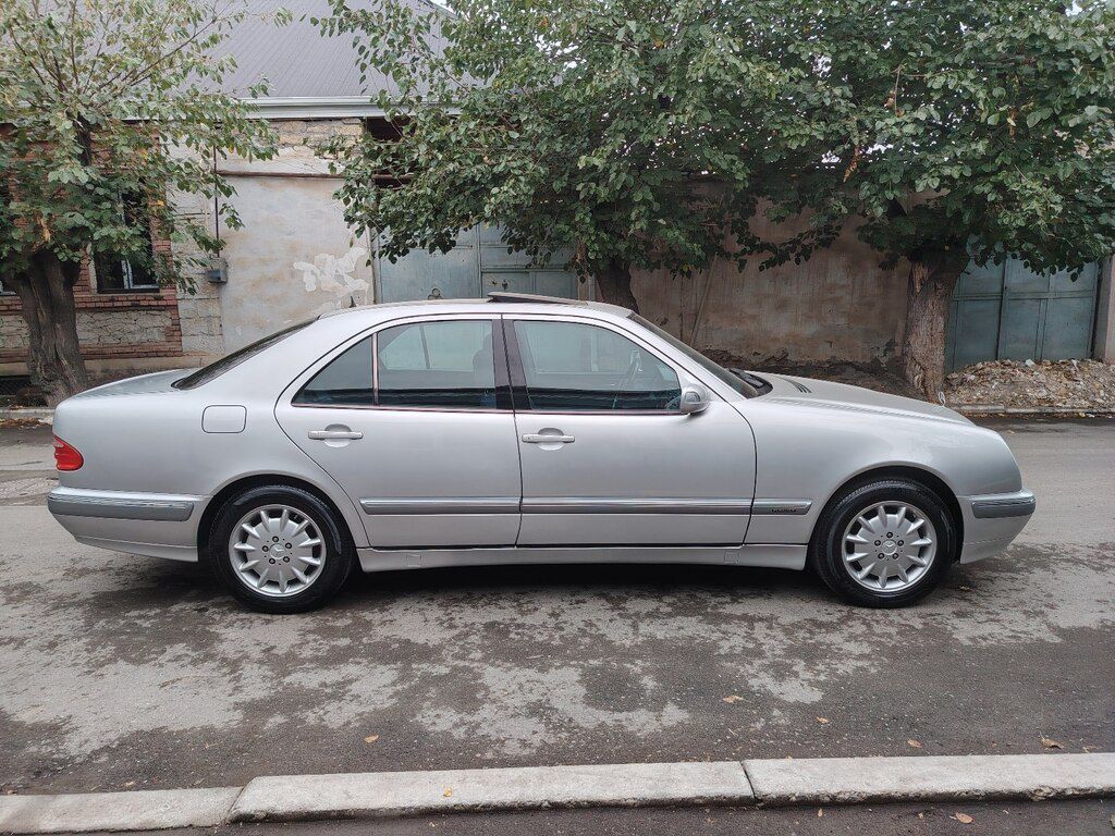 Mercedes E 240, 2.4 L, 2000 il, 240 000 km 99-AA-999 — Avtomobillər, Gəncə (9)