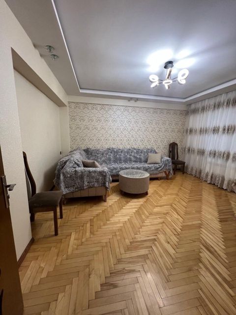 İcarəyə verilir 3 otaqlı yeni tikili 80 m² — Bakı