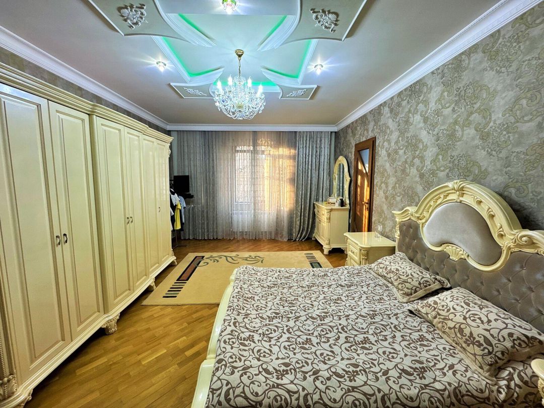 Satılır 9 otaqlı həyət evi/bağ evi 800 m² — Ev, villa, Bakı (10)