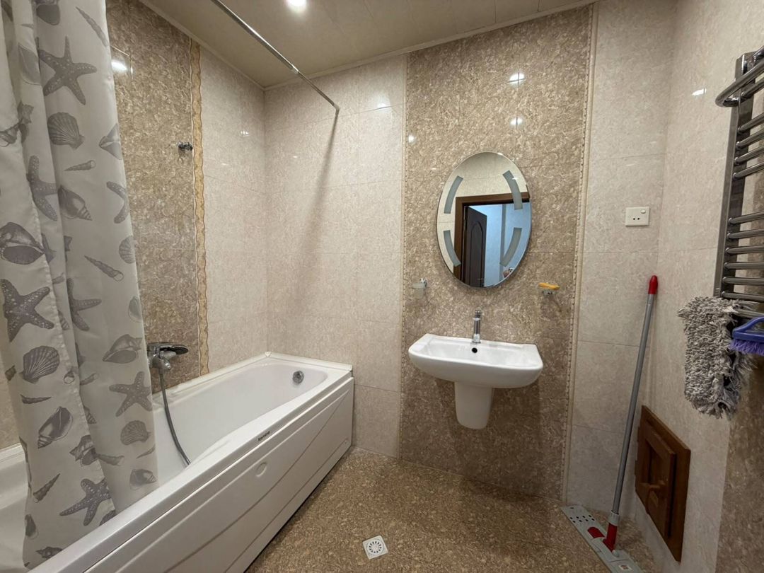İcarəyə verilir 3 otaqlı yeni tikili 130 m² — Mənzil, Bakı (7)