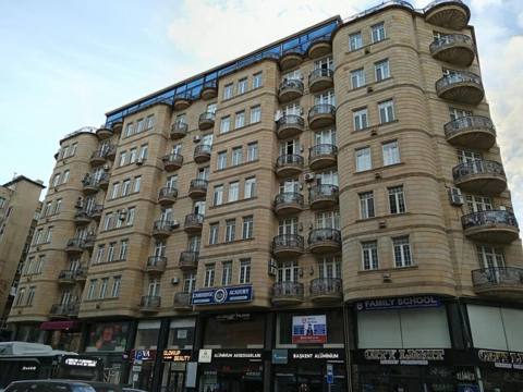 5 otaqlı, Yeni tikili, 260 kv. m — 562 000 ₼ · 5+ oda · 260 m² · 6/8 kat · Bakı, Nərimanov · Mənzil 5 otaqlı, Yeni tikili, 260 kv. m — Bakı