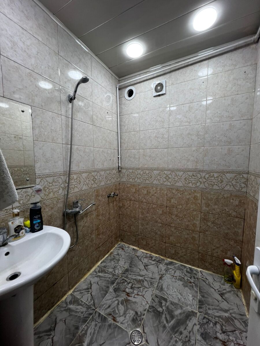 Satılır 2 otaqlı köhnə tikili 45 m² — Mənzil, Bakı (8)