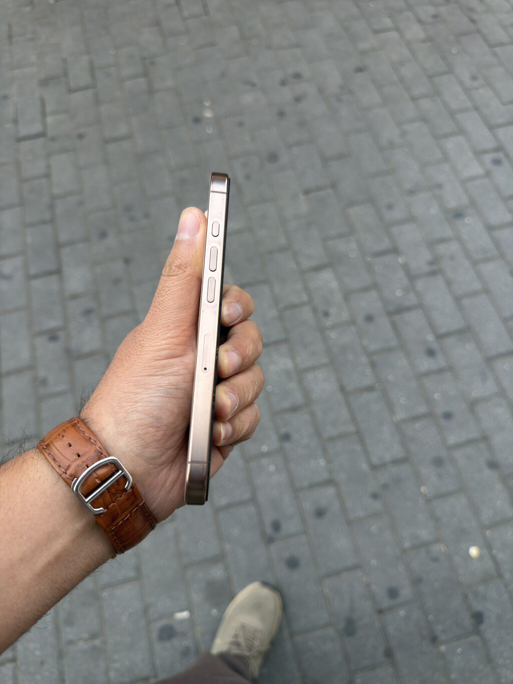 IPhone 16 Pro, 256 GB, Desert Titanium, Zəmanət, Sənədlərlə — Apple iPhone, Bakı (3)