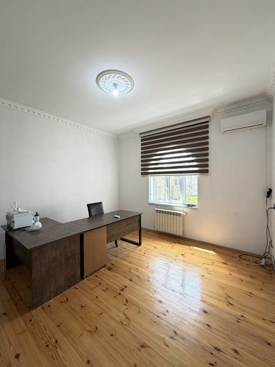 Satılır 5 otaqlı həyət evi/bağ evi 200 m² — Ev, villa, Bakı (8)