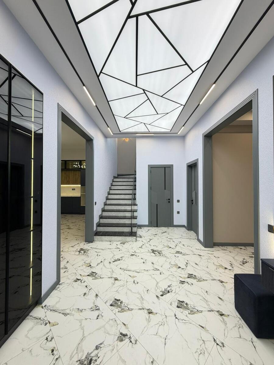 Satılır 5 otaqlı həyət evi/bağ evi 300 m² — Ev, villa, Bakı (6)